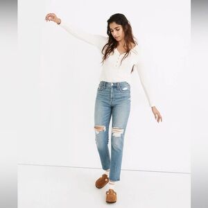 23 Madewell The Perfect Vintage Jean in Denman wash destructed knee holes rips